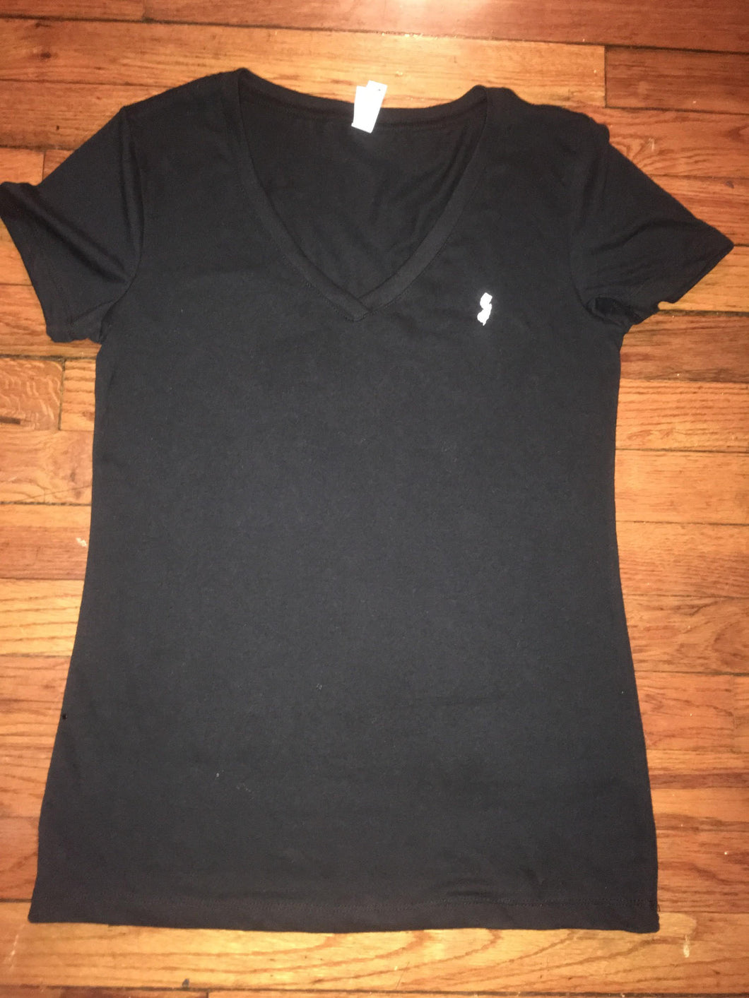 WOMAN'S BLACK V-NECK T-SHIRT